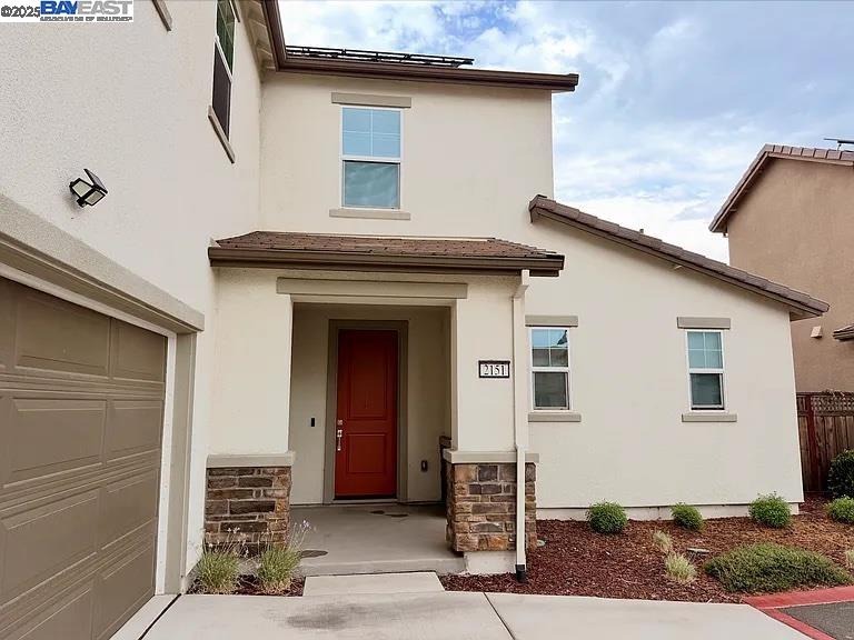 Detail Gallery Image 2 of 24 For 2151 Daimler St, Lathrop,  CA 95330 - 4 Beds | 3 Baths