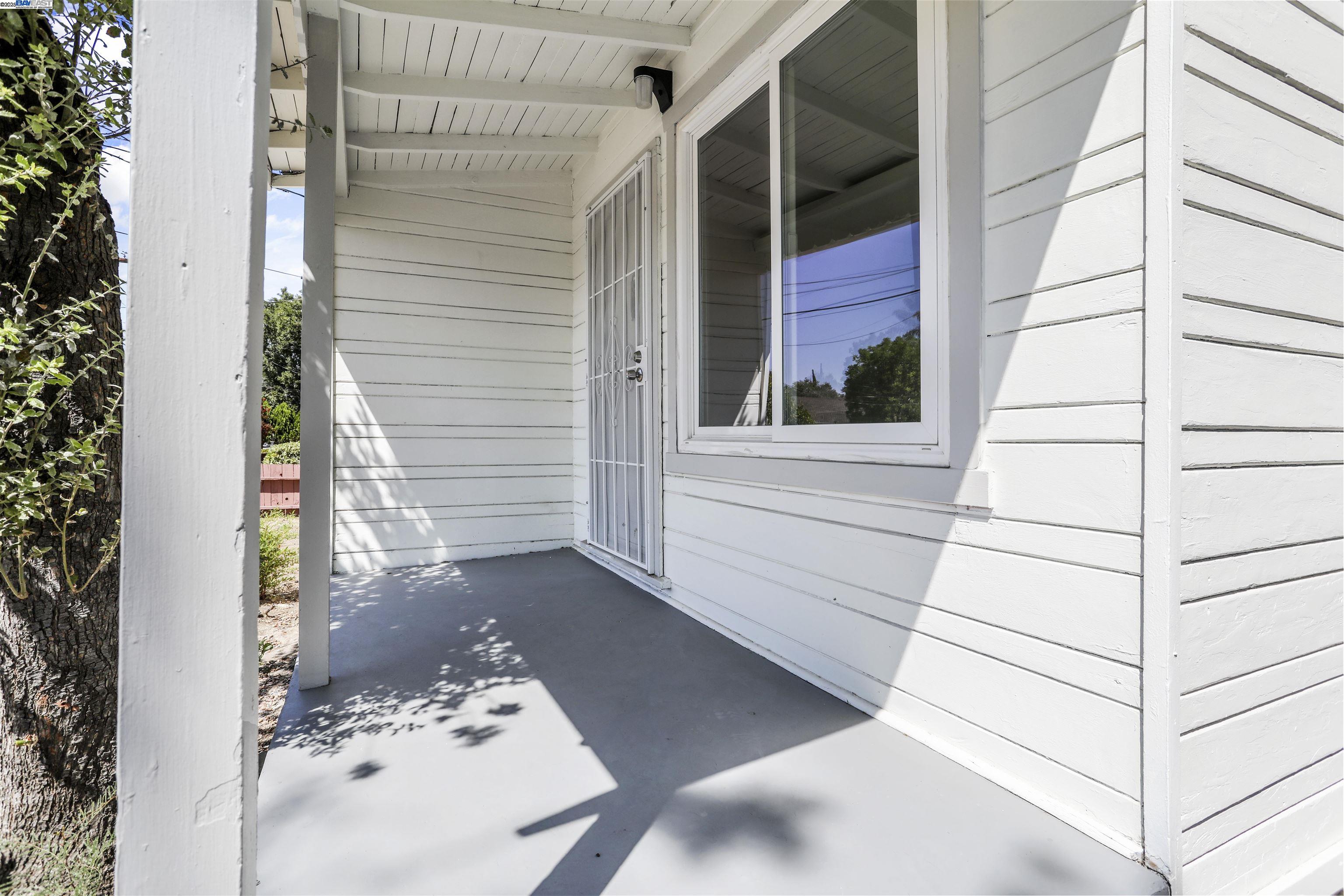 Detail Gallery Image 26 of 26 For 1925 Alpha Way, Antioch,  CA 94509 - 3 Beds | 2 Baths