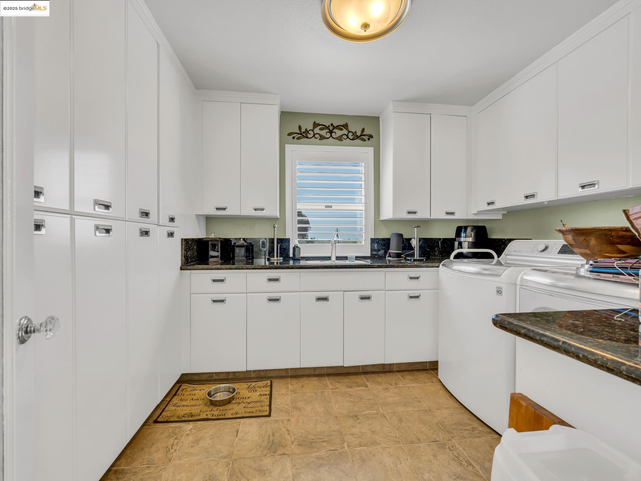 Detail Gallery Image 21 of 49 For 17035 Terminous Rd, Isleton,  CA 95641 - 3 Beds | 3 Baths