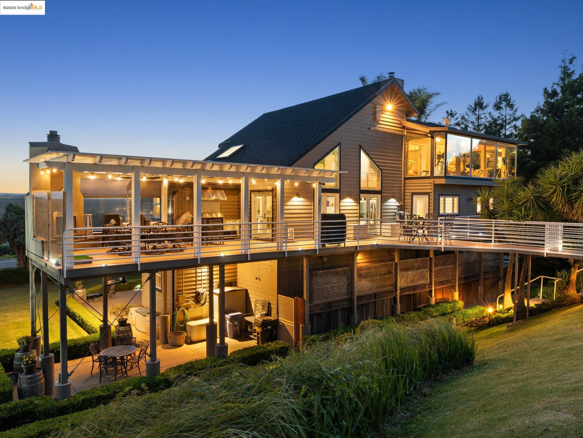 Detail Gallery Image 46 of 49 For 17035 Terminous Rd, Isleton,  CA 95641 - 3 Beds | 3 Baths