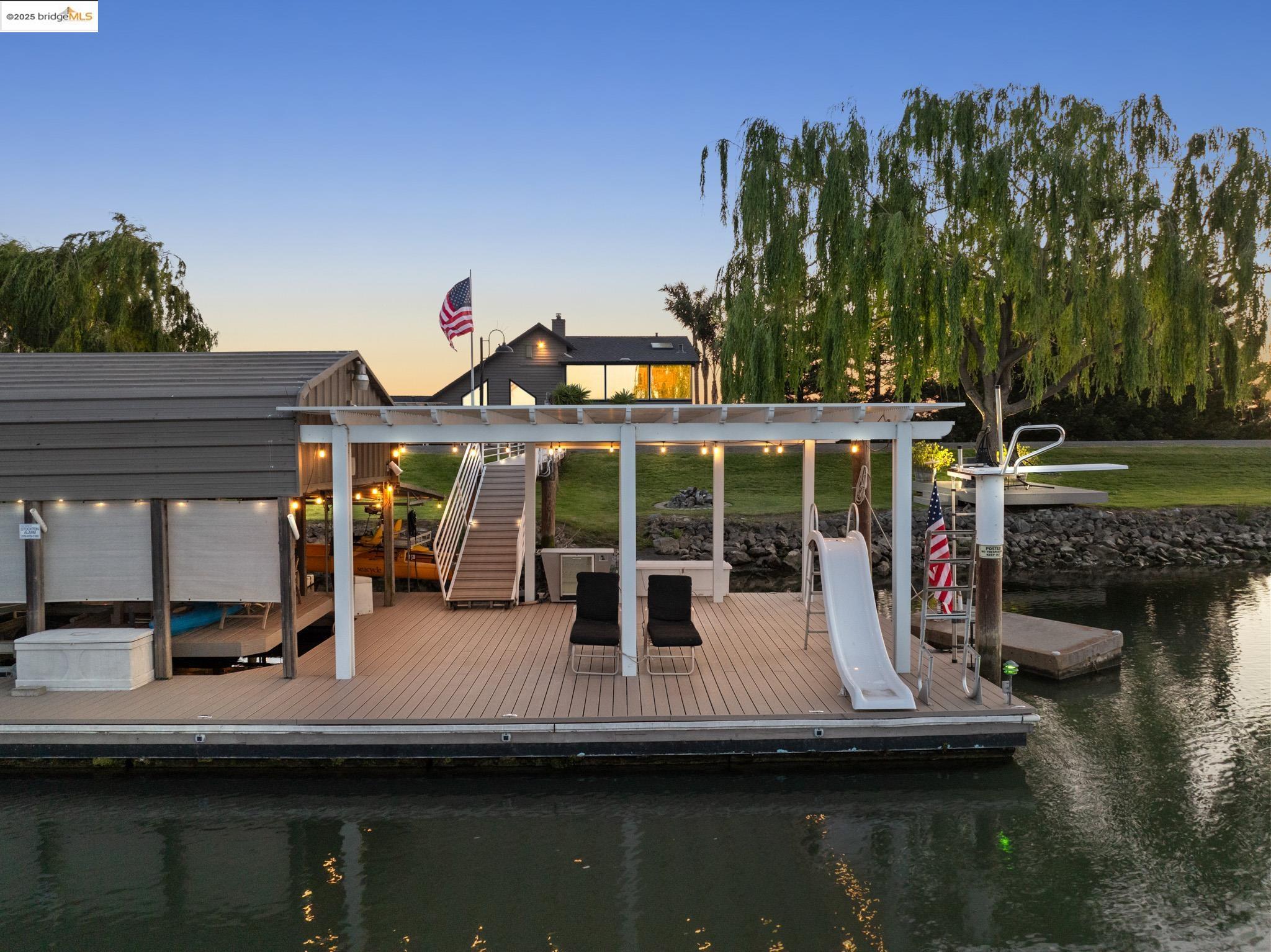 Detail Gallery Image 8 of 49 For 17035 Terminous Rd, Isleton,  CA 95641 - 3 Beds | 3 Baths