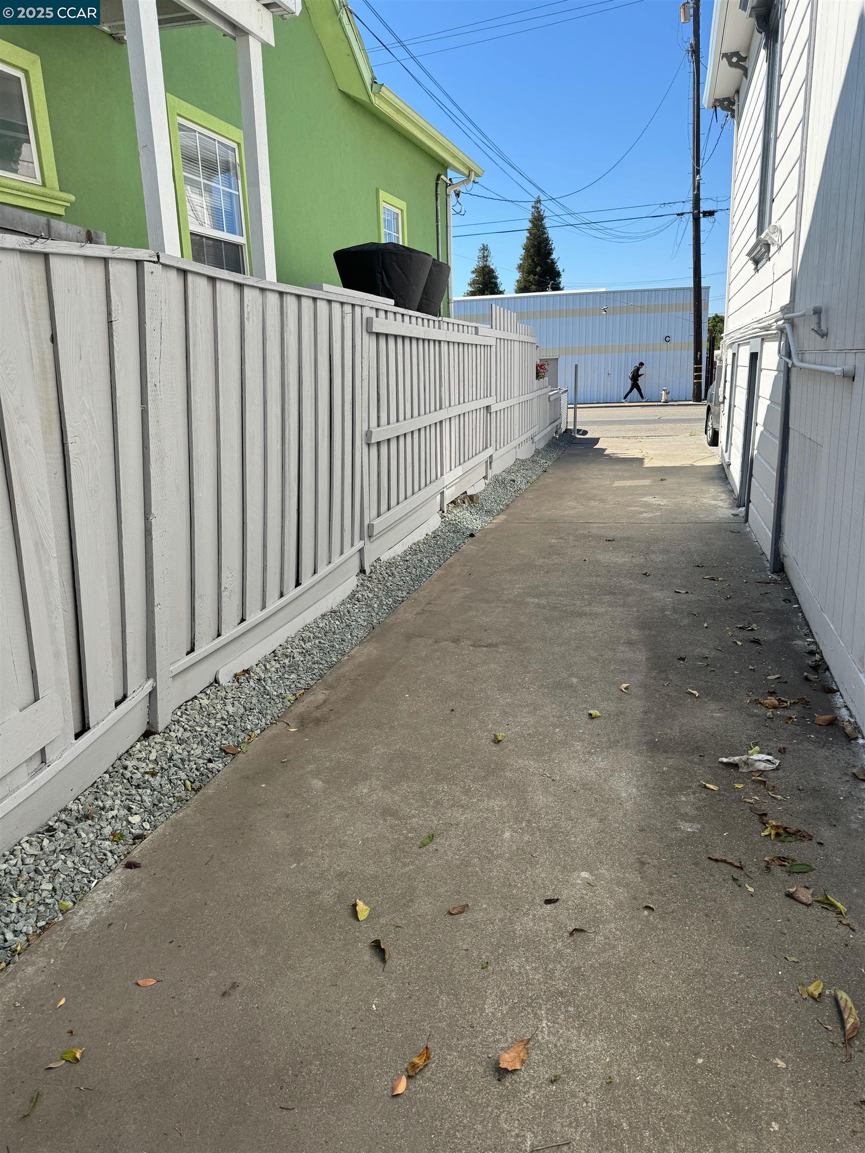 Detail Gallery Image 3 of 36 For Williams Street, San Leandro,  CA 94577 - 3 Beds | 2 Baths