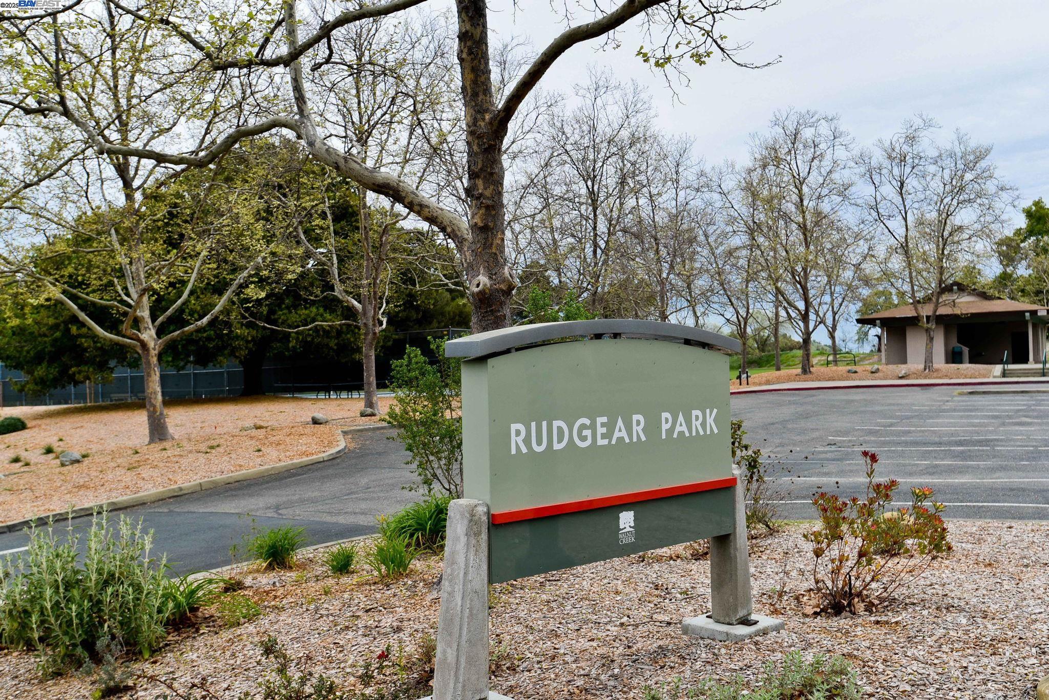 Detail Gallery Image 31 of 36 For 2270 Bromfield Ct, Walnut Creek,  CA 94596 - 3 Beds | 2 Baths