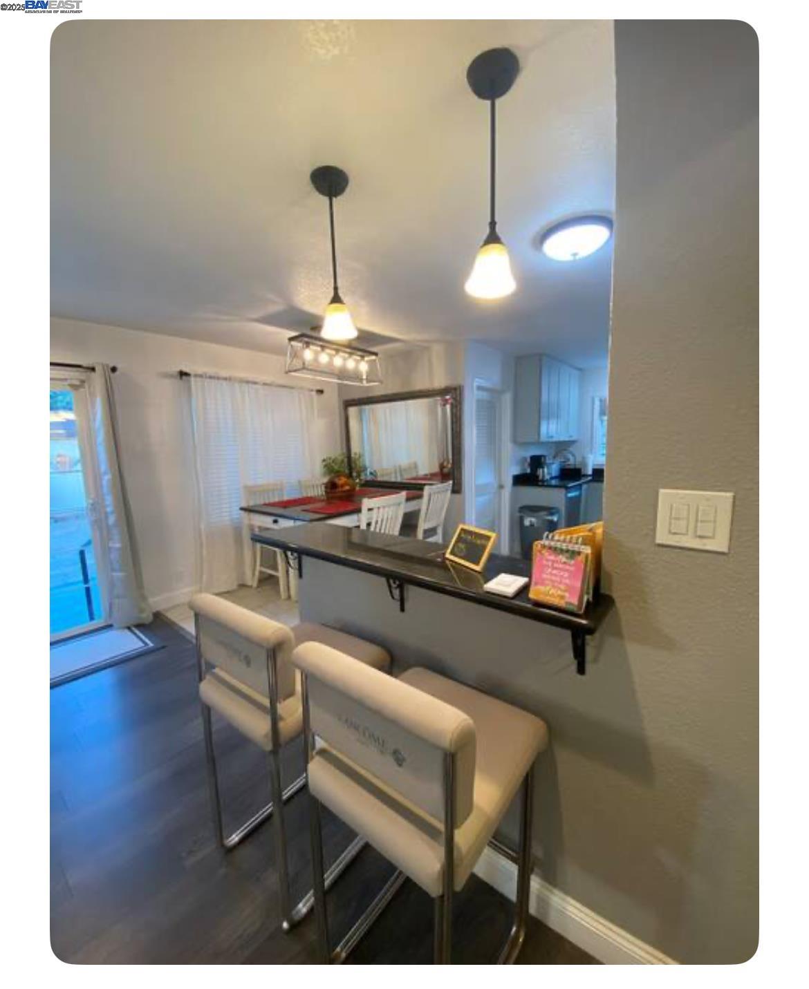 Detail Gallery Image 5 of 21 For 1112 Adason Dr, San Leandro,  CA 94578 - 2 Beds | 1/1 Baths