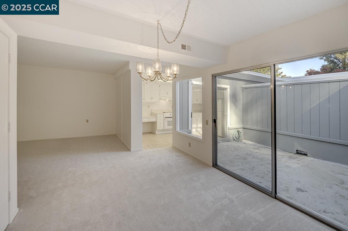 Detail Gallery Image 8 of 45 For 1137 Stanley Dollar Dr #5,  Walnut Creek,  CA 94595 - 2 Beds | 1 Baths