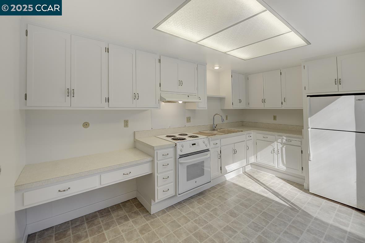 Detail Gallery Image 9 of 45 For 1137 Stanley Dollar Dr #5,  Walnut Creek,  CA 94595 - 2 Beds | 1 Baths