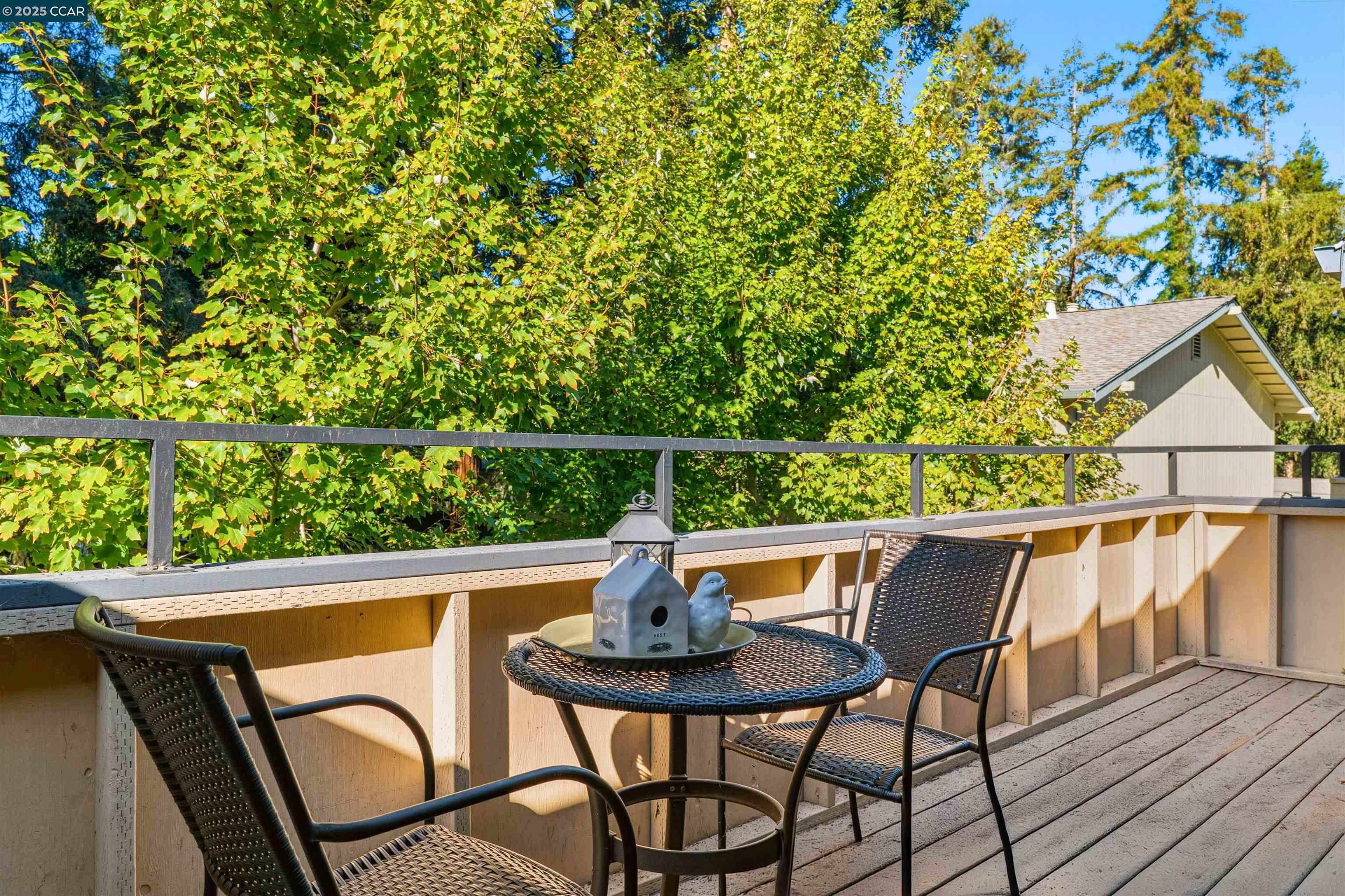 Detail Gallery Image 11 of 11 For 2145 Northwood Cir #B,  Concord,  CA 94520 - 2 Beds | 1 Baths