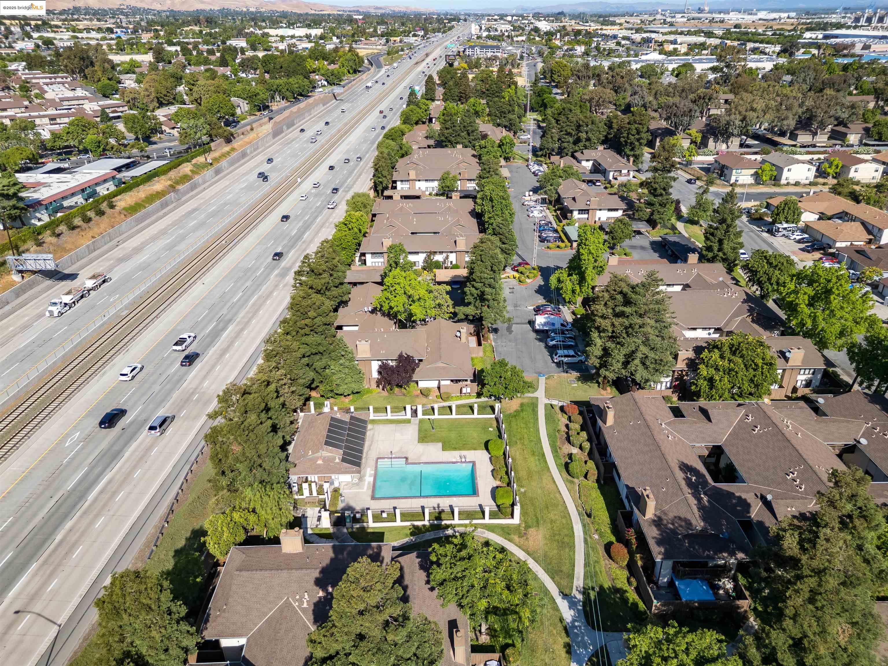 Detail Gallery Image 34 of 37 For 2400 Horizon Ln #136,  Antioch,  CA 94509 - 2 Beds | 2 Baths