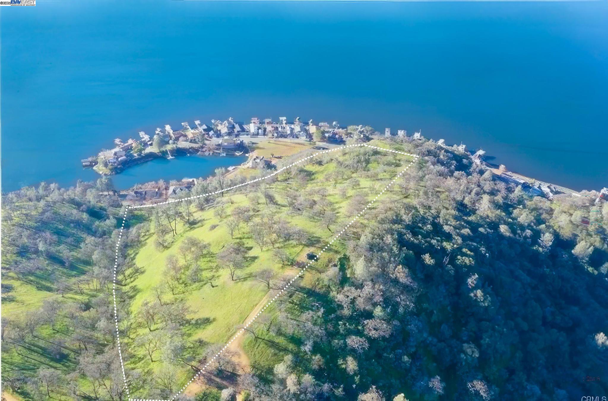 Detail Gallery Image 2 of 3 For 11130 Lakeshore Dr, Clearlake,  CA 95424 - – Beds | – Baths