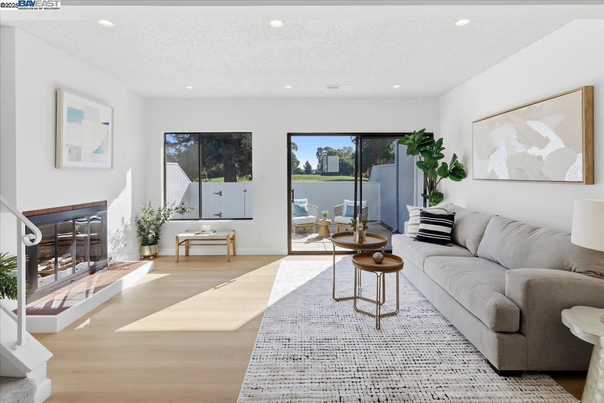 Front Image Thumbnail for BE41116524