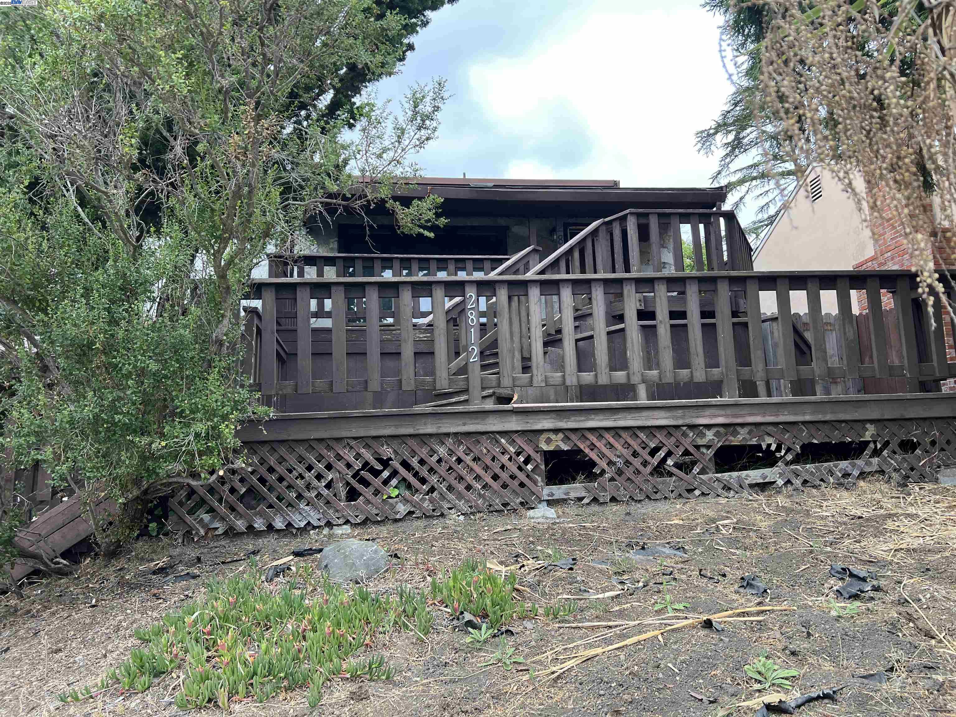 Detail Gallery Image 3 of 3 For 2812 Sydney Way, Castro Valley,  CA 94546 - 4 Beds | 2 Baths