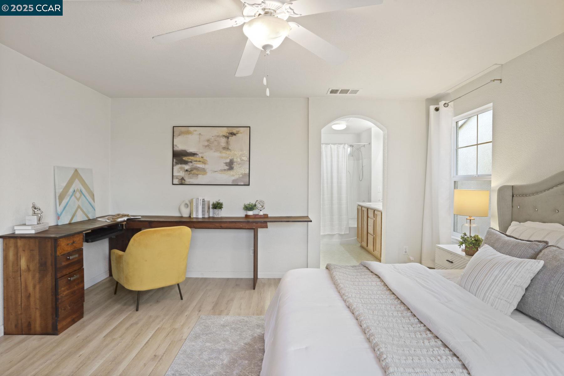 Detail Gallery Image 15 of 33 For 1646 Old Bridge Way, Stockton,  CA 95204 - 3 Beds | 2/1 Baths