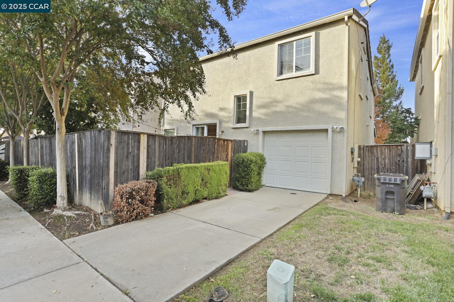 Detail Gallery Image 28 of 33 For 1646 Old Bridge Way, Stockton,  CA 95204 - 3 Beds | 2/1 Baths