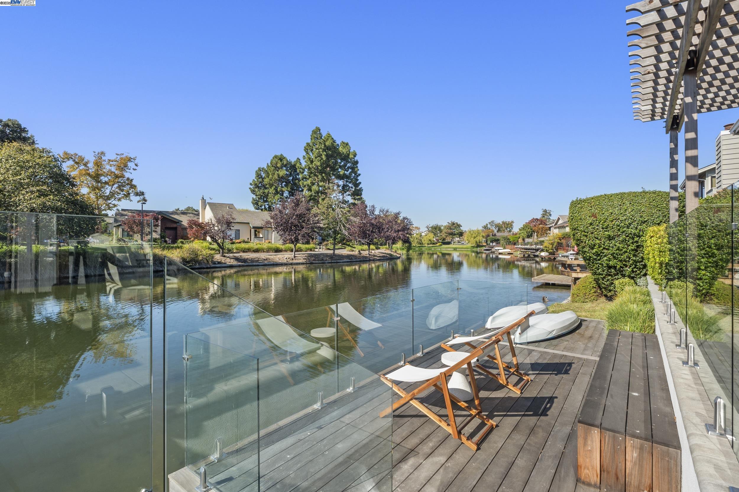 Detail Gallery Image 36 of 44 For 179 Oyster Pond Rd, Alameda,  CA 94502 - 3 Beds | 2/1 Baths