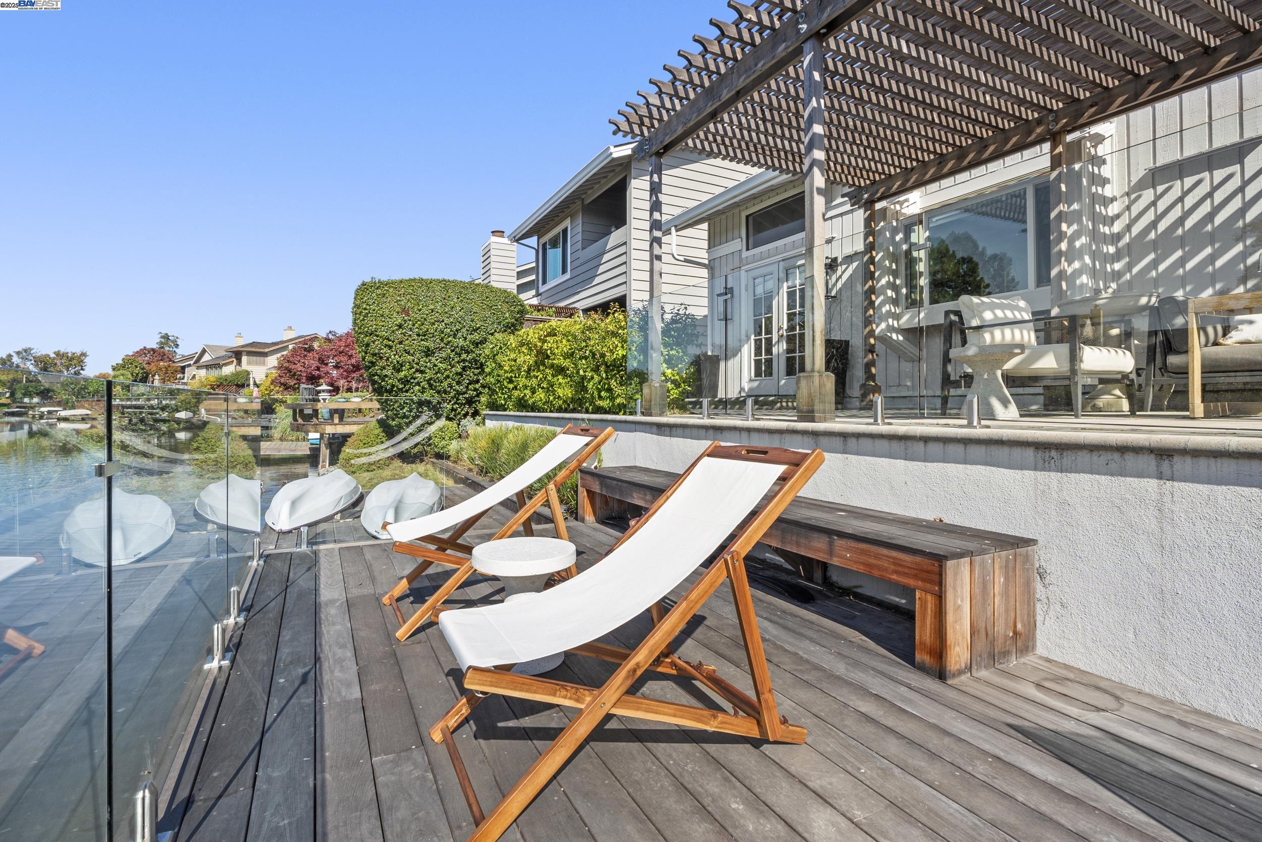 Detail Gallery Image 38 of 44 For 179 Oyster Pond Rd, Alameda,  CA 94502 - 3 Beds | 2/1 Baths