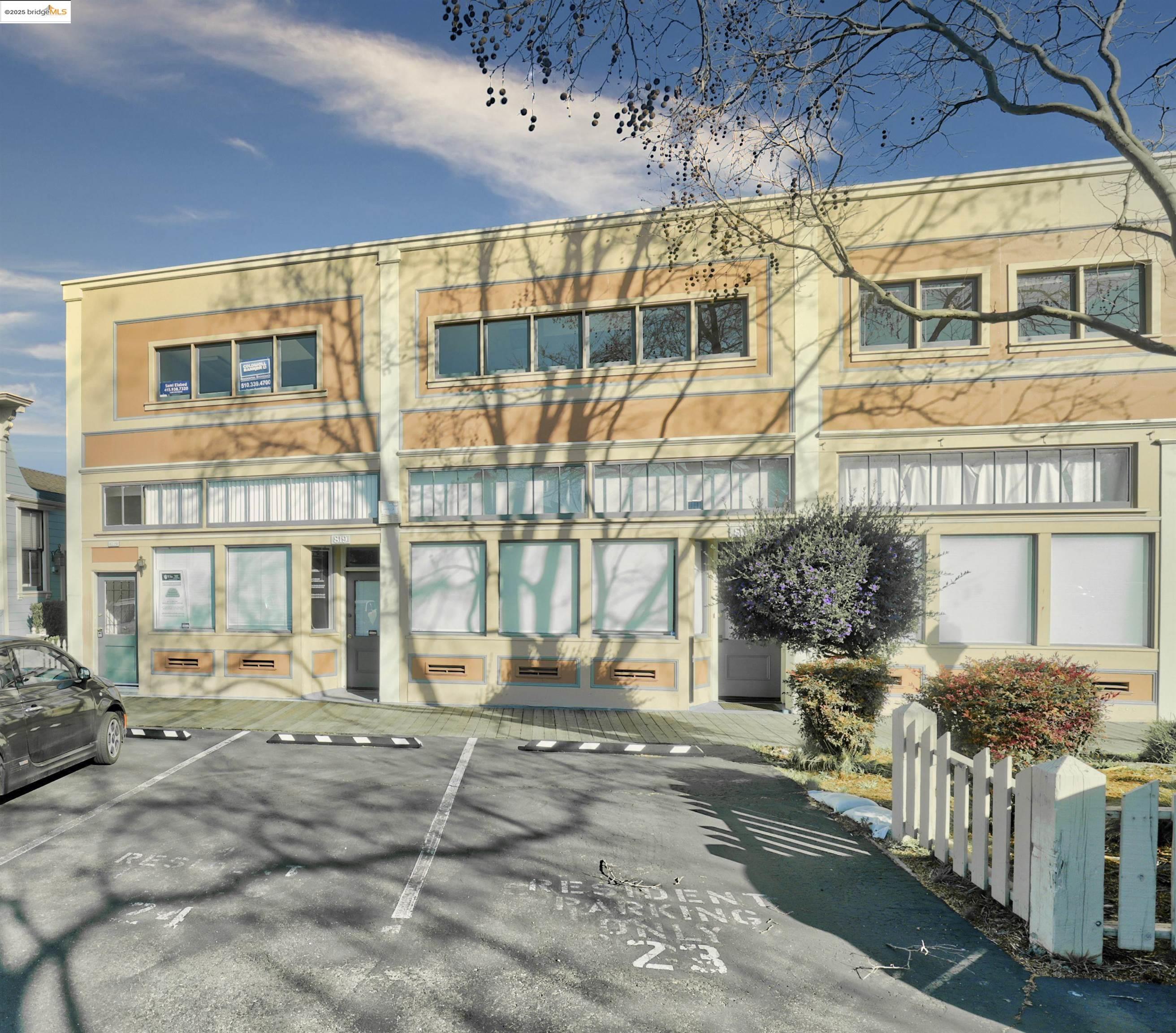 Detail Gallery Image 2 of 4 For , Berkeley,  CA 94710 - – Beds | – Baths