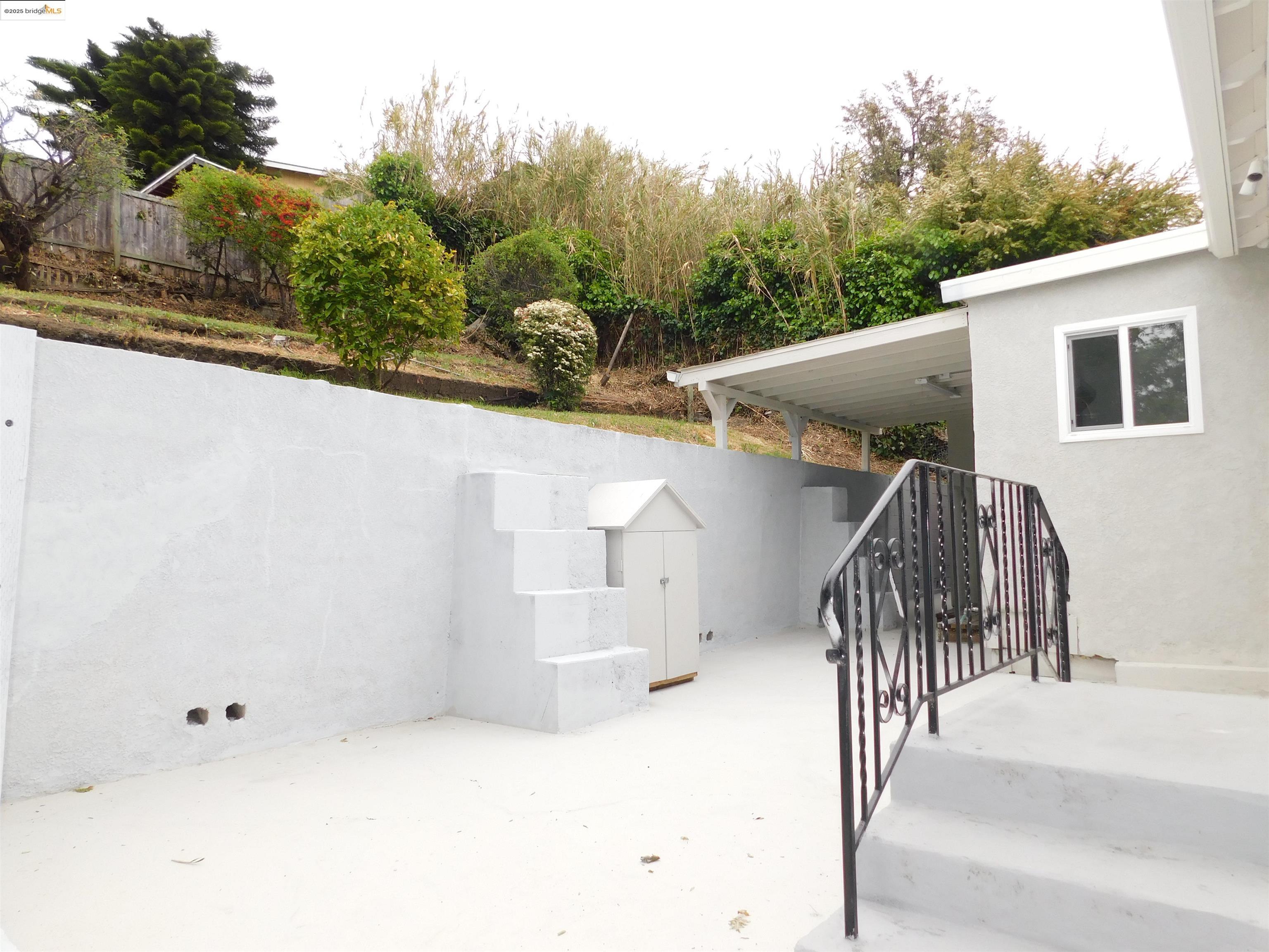 Detail Gallery Image 12 of 13 For 15976 Carolyn St, San Leandro,  CA 94578 - 3 Beds | 2/1 Baths