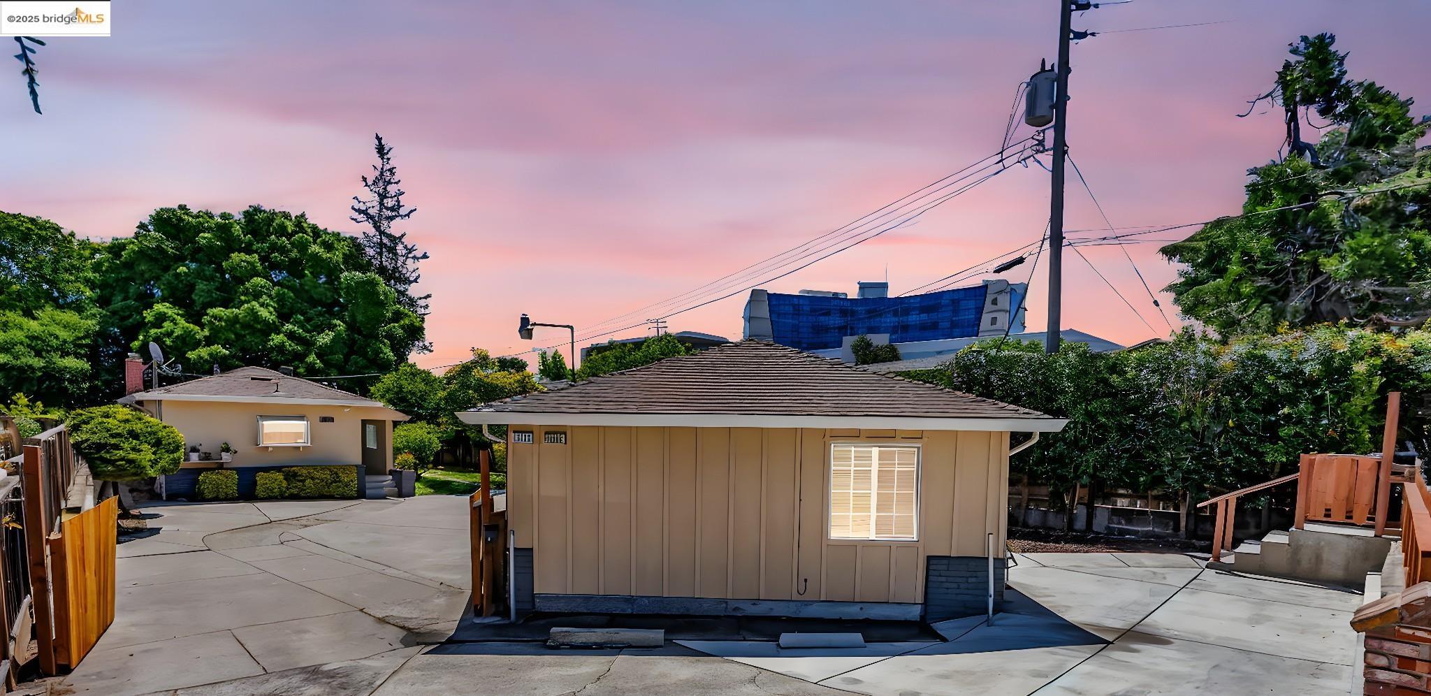 Front Image Thumbnail for EB41116546