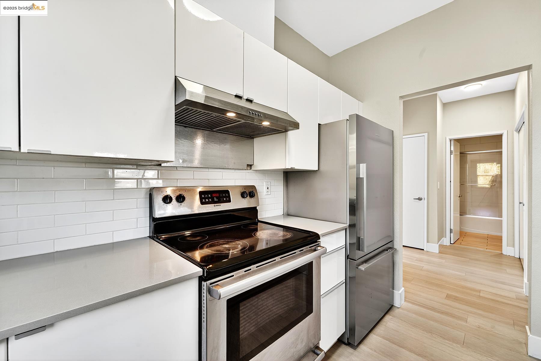 Photo #8: 41116547 Listing: Photo #8