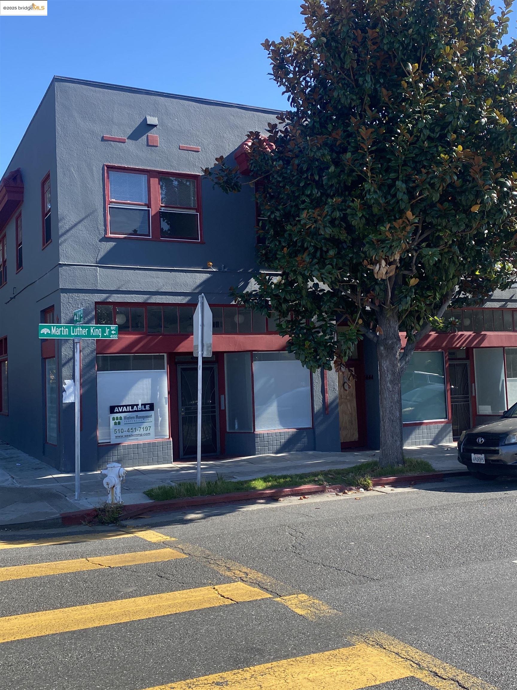 Front Image Thumbnail for EB41116553