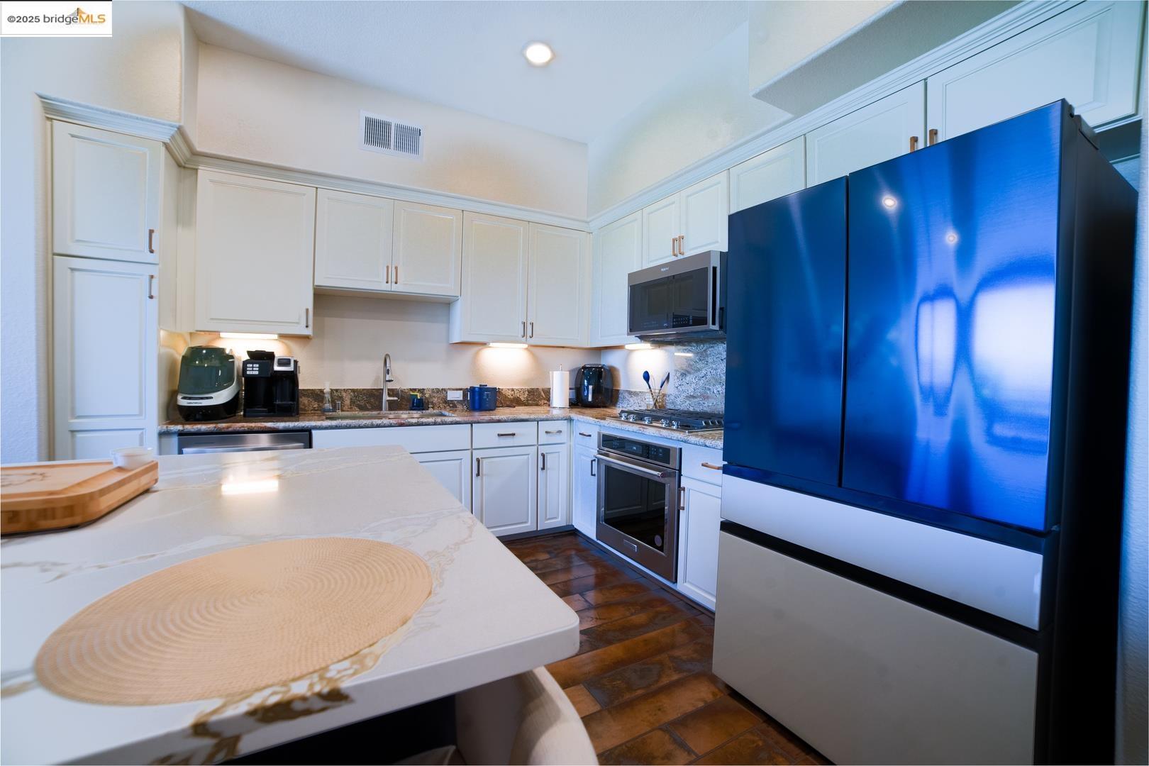 Detail Gallery Image 24 of 36 For 382 Llano De Los Robles Ave Unit 3,  San Jose,  CA 95136 - 2 Beds | 2 Baths