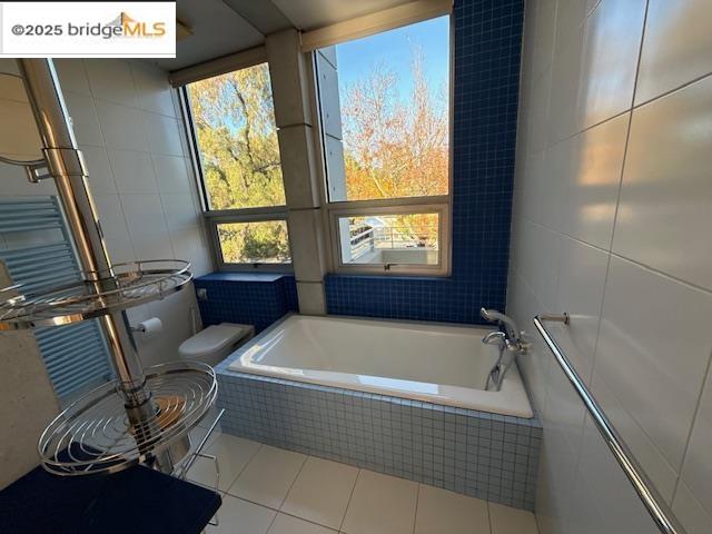 Detail Gallery Image 23 of 43 For 4000 Manzana Lane, Palo Alto,  CA 94306 - 6 Beds | 6 Baths