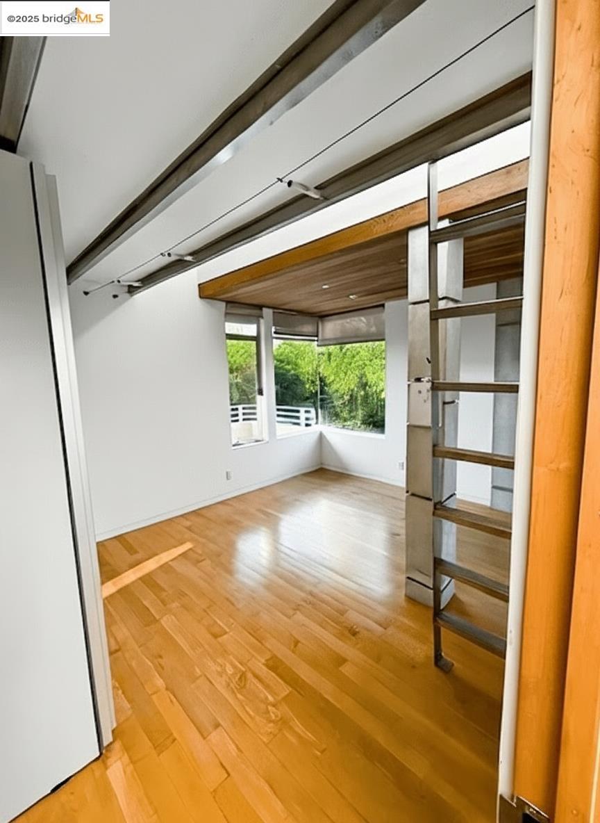 Detail Gallery Image 24 of 43 For 4000 Manzana Lane, Palo Alto,  CA 94306 - 6 Beds | 6 Baths