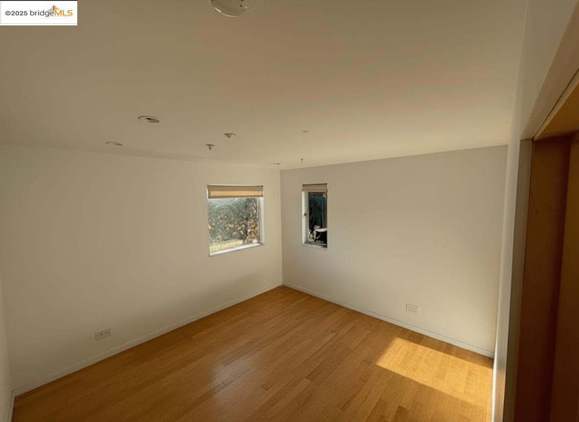 Detail Gallery Image 26 of 43 For 4000 Manzana Lane, Palo Alto,  CA 94306 - 6 Beds | 6 Baths