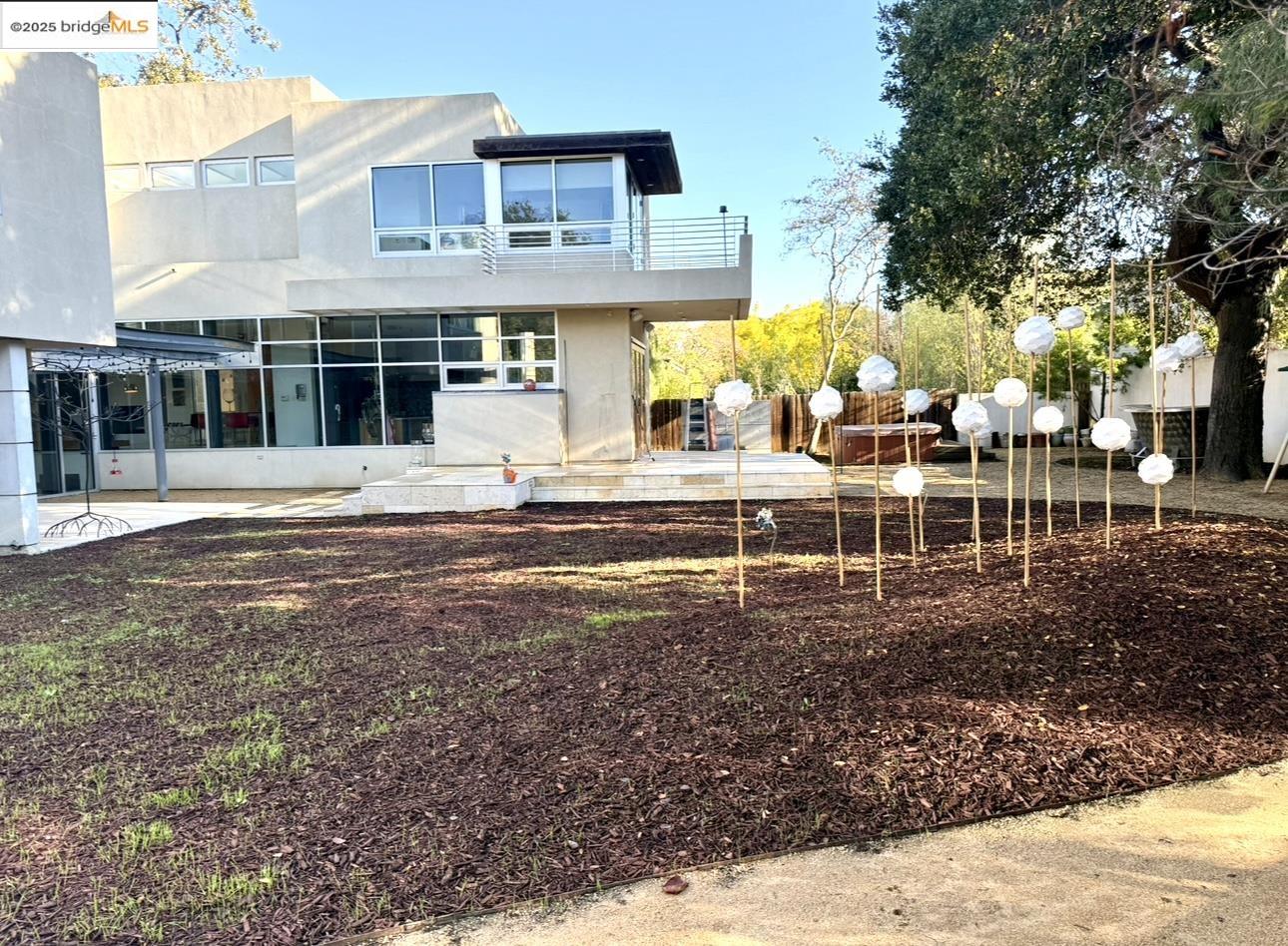 Detail Gallery Image 38 of 43 For 4000 Manzana Lane, Palo Alto,  CA 94306 - 6 Beds | 6 Baths