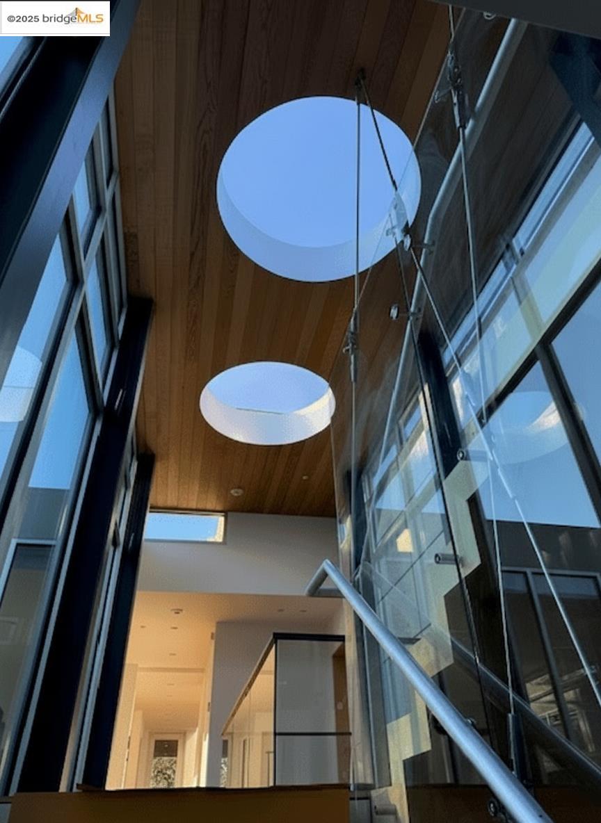 Detail Gallery Image 7 of 43 For 4000 Manzana Lane, Palo Alto,  CA 94306 - 6 Beds | 6 Baths