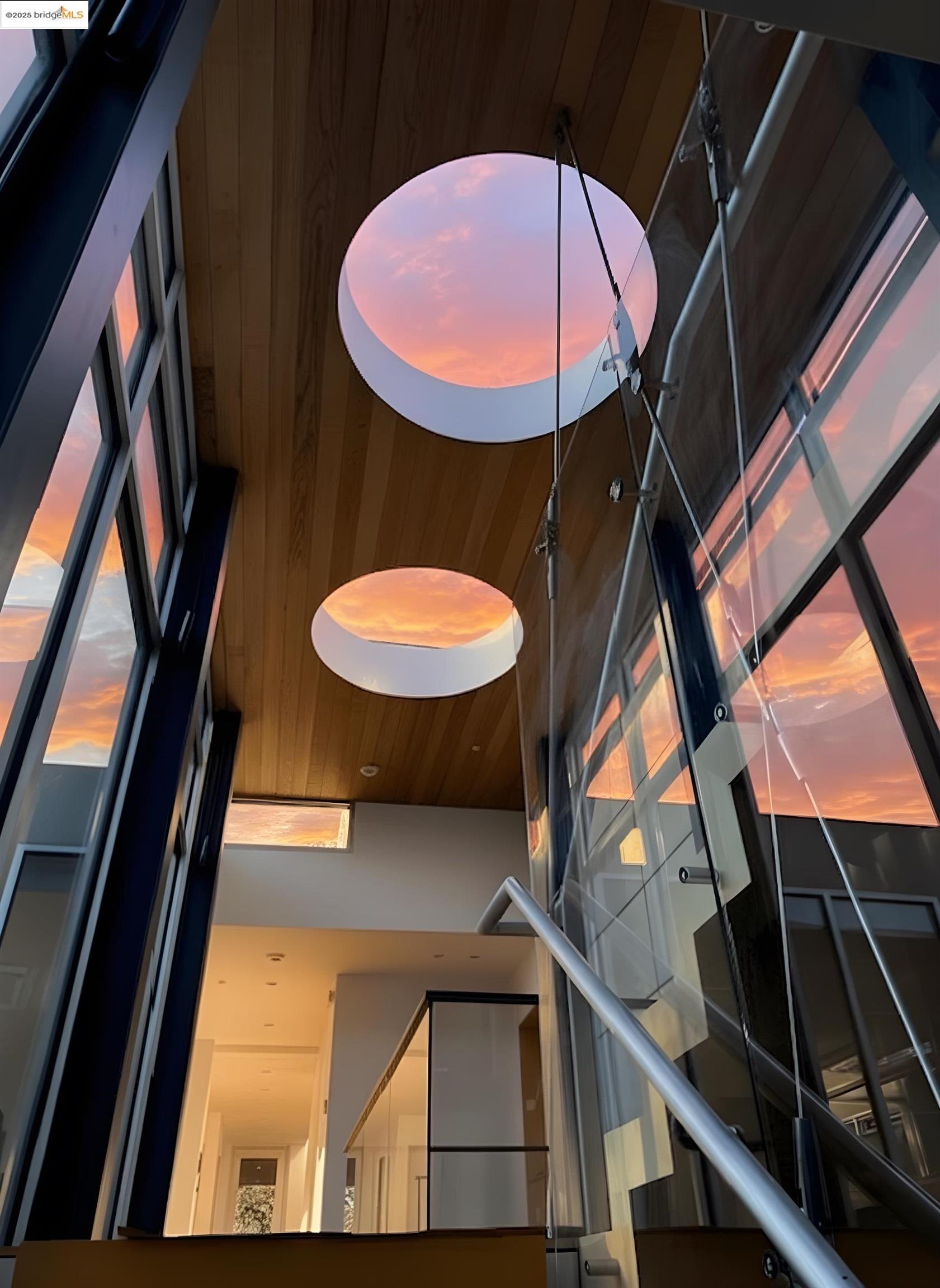 Detail Gallery Image 8 of 43 For 4000 Manzana Lane, Palo Alto,  CA 94306 - 6 Beds | 6 Baths