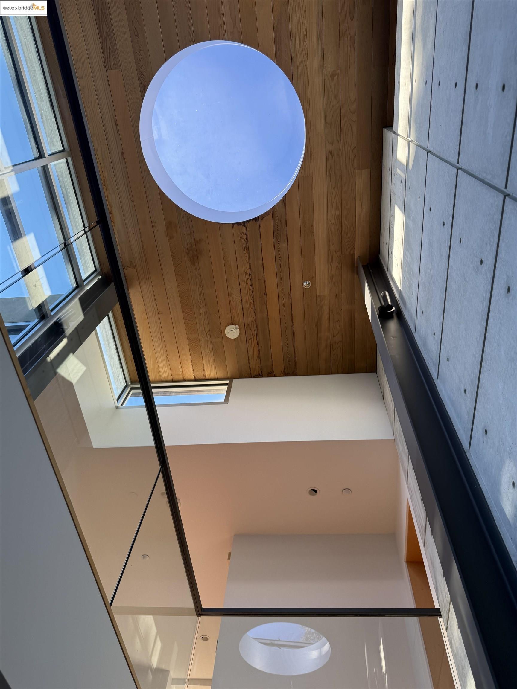 Detail Gallery Image 10 of 12 For 4000 Manzana Lane, Palo Alto,  CA 94306 - 6 Beds | 6 Baths