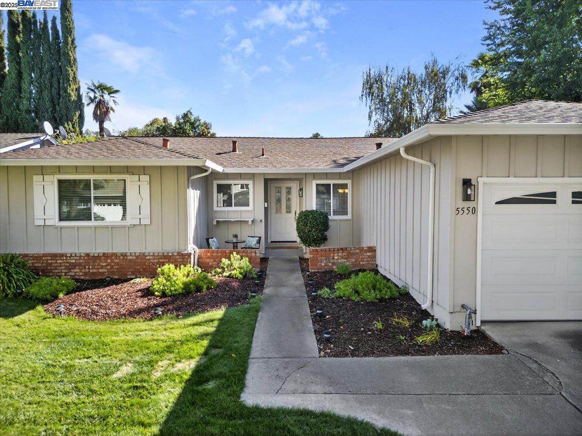 Detail Gallery Image 5 of 54 For 5550 Black Ave, Pleasanton,  CA 94566 - 3 Beds | 2 Baths