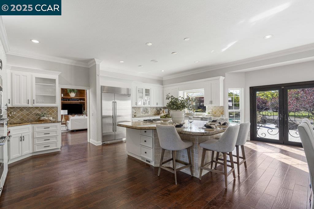 Detail Gallery Image 13 of 48 For 5655 Bruce Dr, Danville,  CA 94506 - 6 Beds | 3/1 Baths