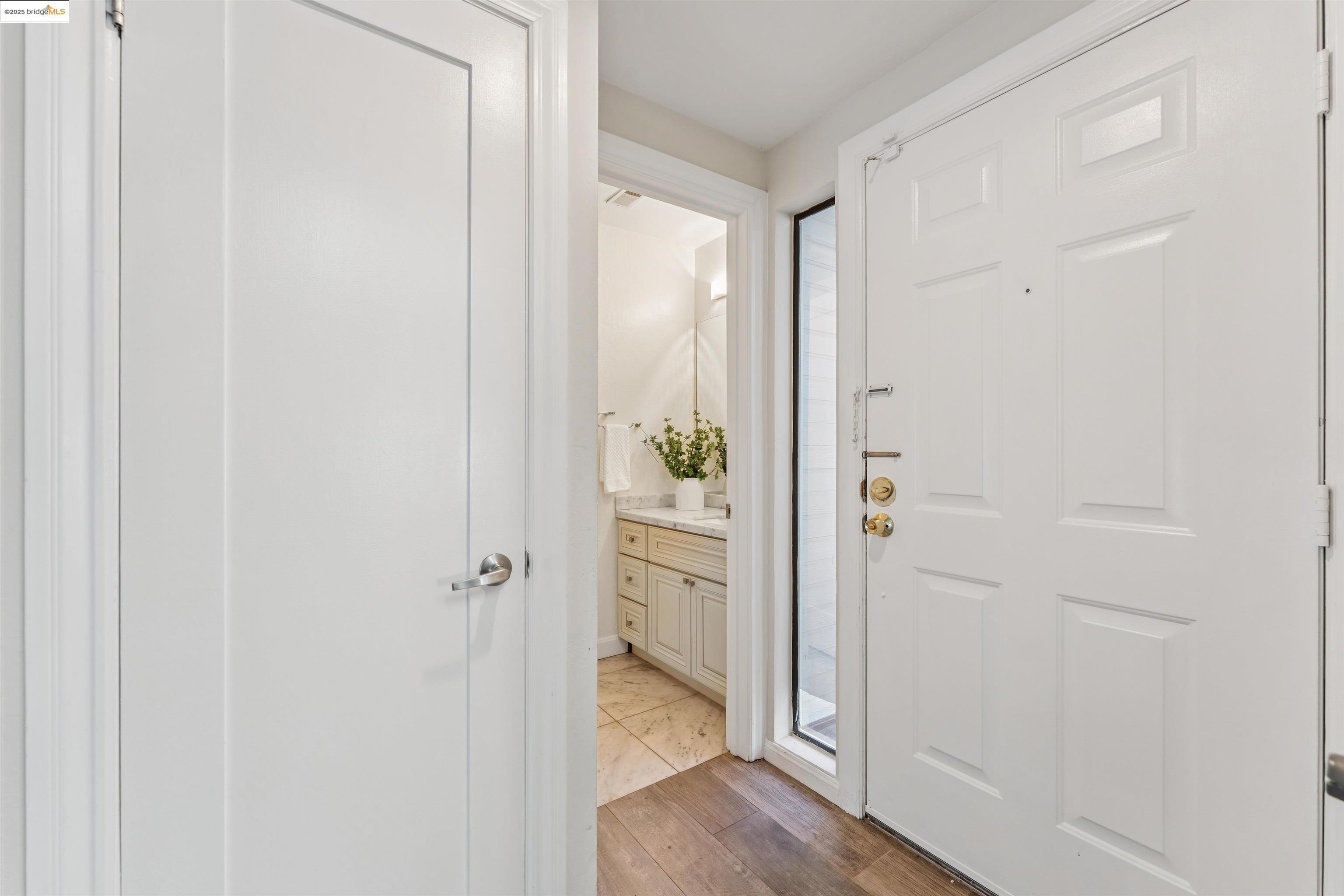 Detail Gallery Image 23 of 60 For 3732 Northridge Dr, Richmond,  CA 94806 - 2 Beds | 1/1 Baths