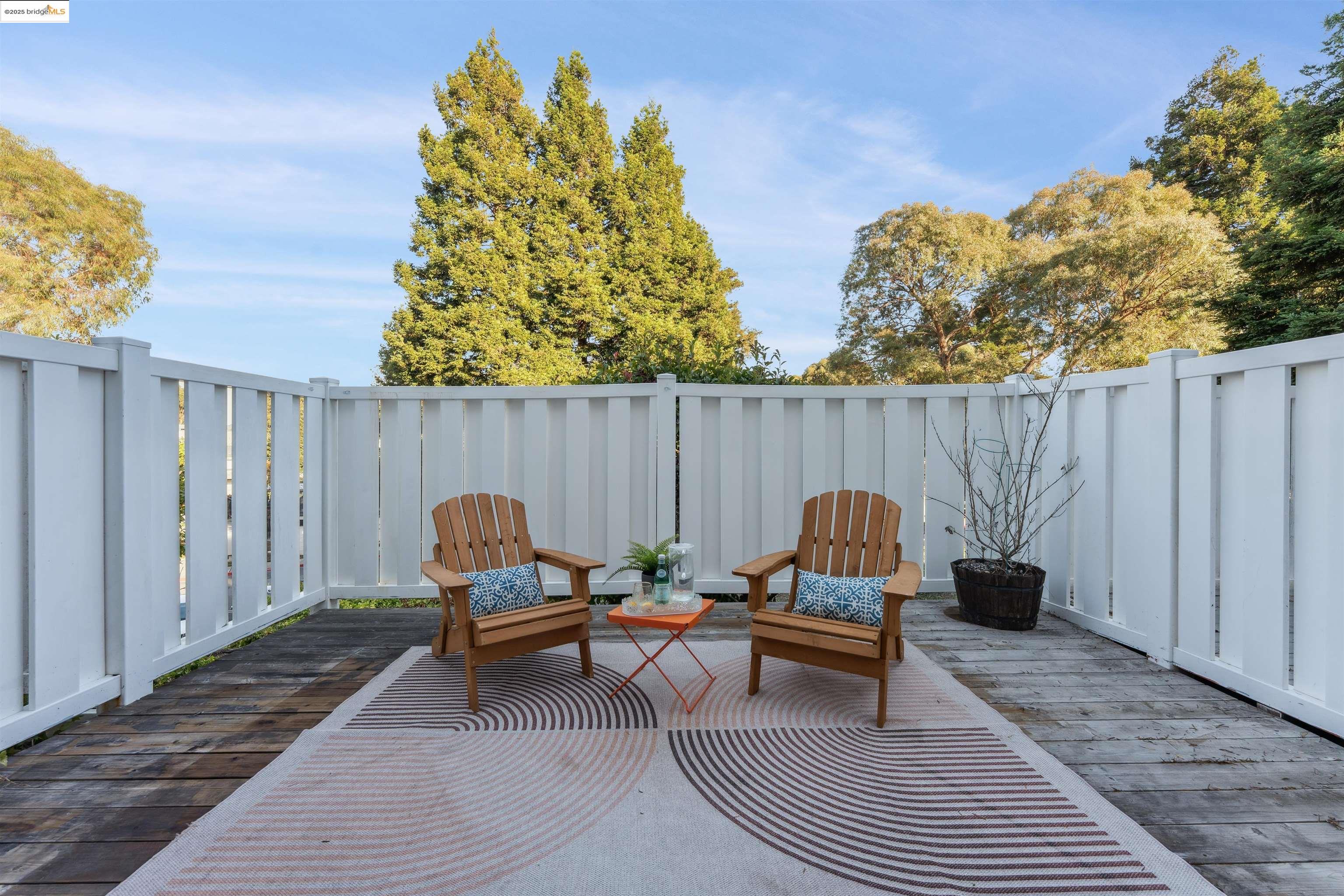 Detail Gallery Image 37 of 60 For 3732 Northridge Dr, Richmond,  CA 94806 - 2 Beds | 1/1 Baths