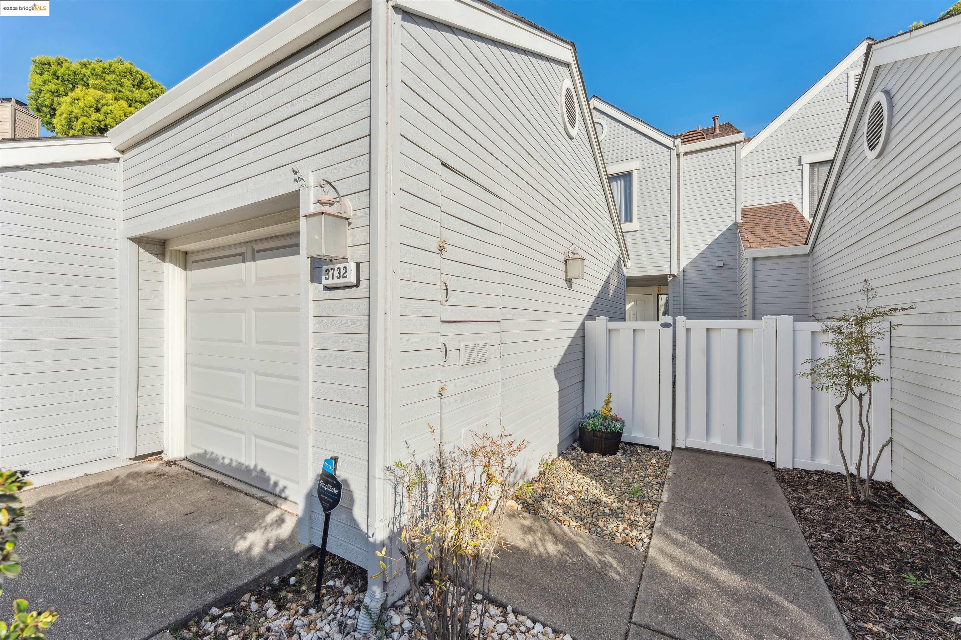 Detail Gallery Image 60 of 60 For 3732 Northridge Dr, Richmond,  CA 94806 - 2 Beds | 1/1 Baths