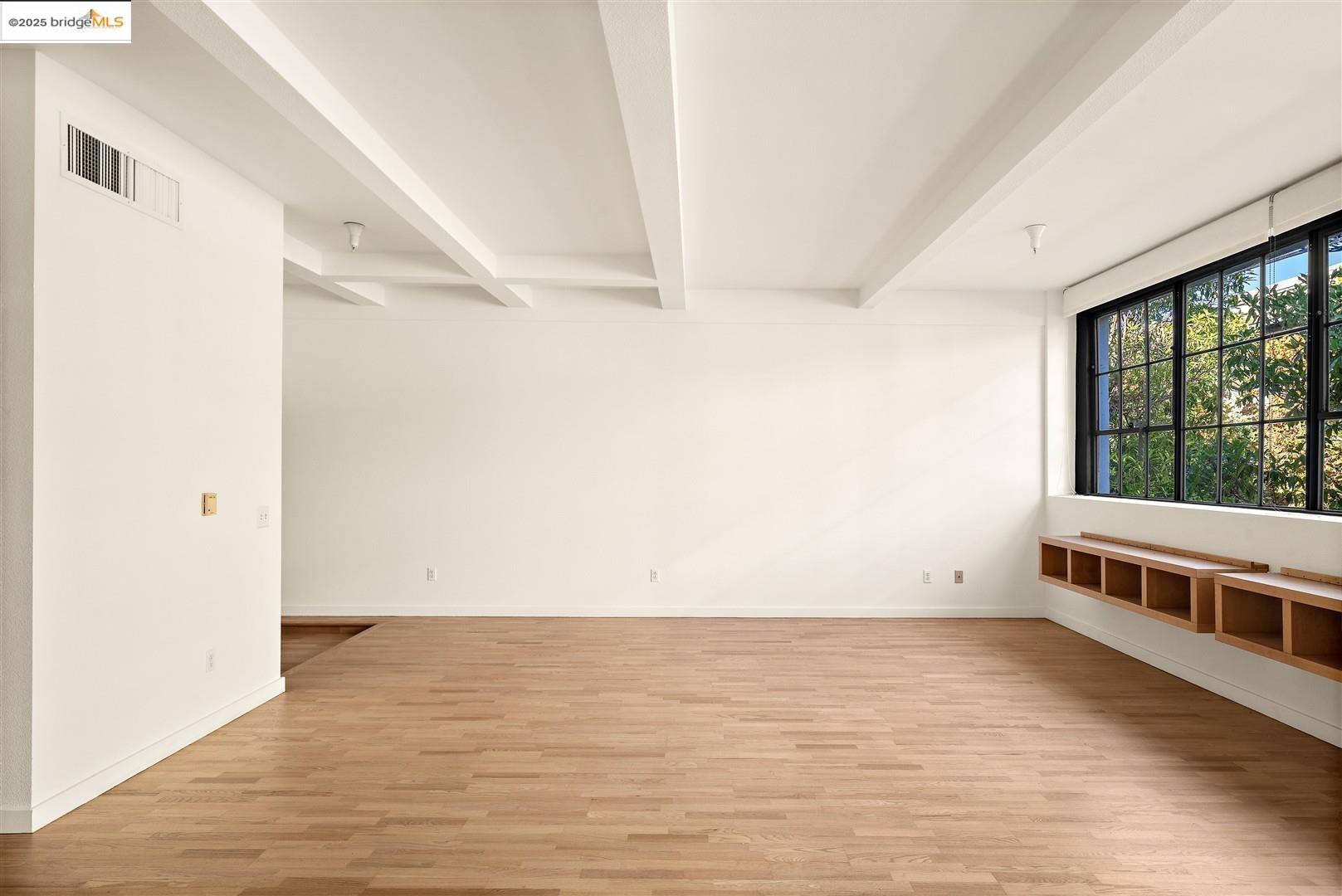 Detail Gallery Image 11 of 60 For 1200 65th St #224,  Emeryville,  CA 94608 - 1 Beds | 1 Baths