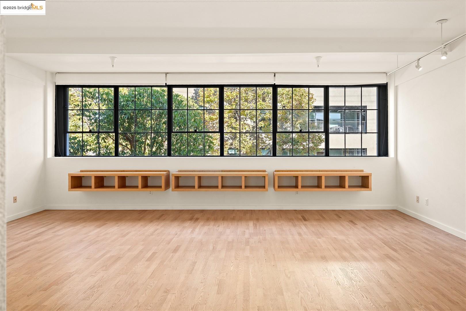 Detail Gallery Image 9 of 60 For 1200 65th St #224,  Emeryville,  CA 94608 - 1 Beds | 1 Baths