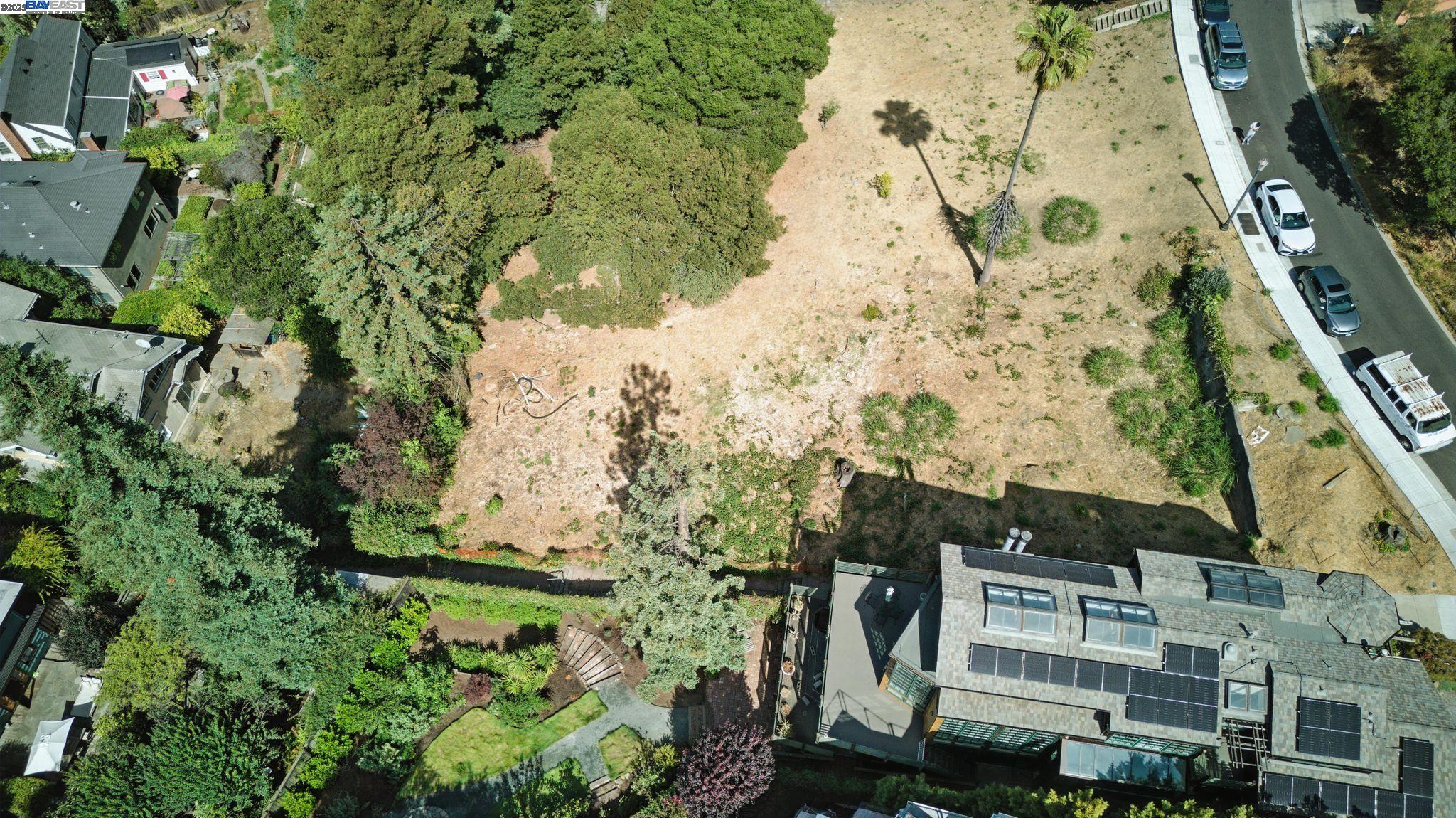 Detail Gallery Image 9 of 18 For 6185 Buena Vista Ave, Oakland,  CA 94618 - – Beds | – Baths