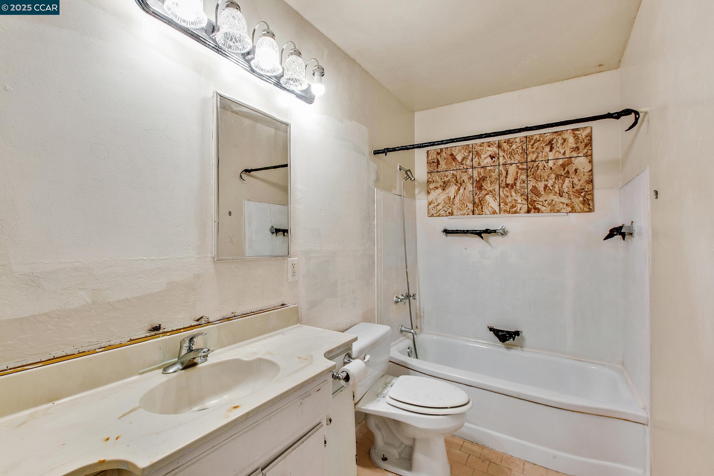 Detail Gallery Image 7 of 22 For 15902 Wagner St, San Lorenzo,  CA 94580 - 3 Beds | 1 Baths