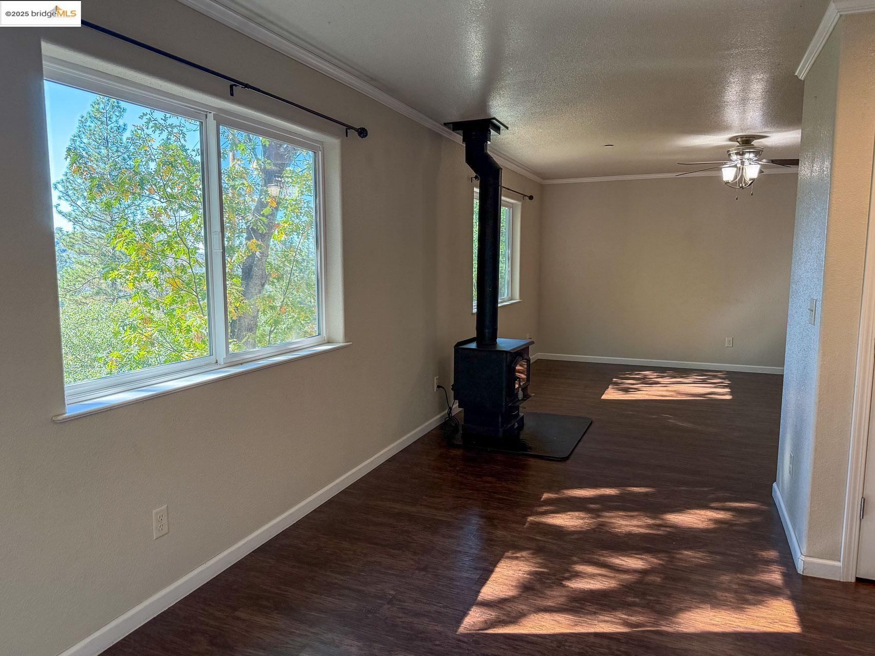 Detail Gallery Image 8 of 18 For 20568 Charlotte Ct, Soulsbyville,  CA 95372 - 3 Beds | 2 Baths