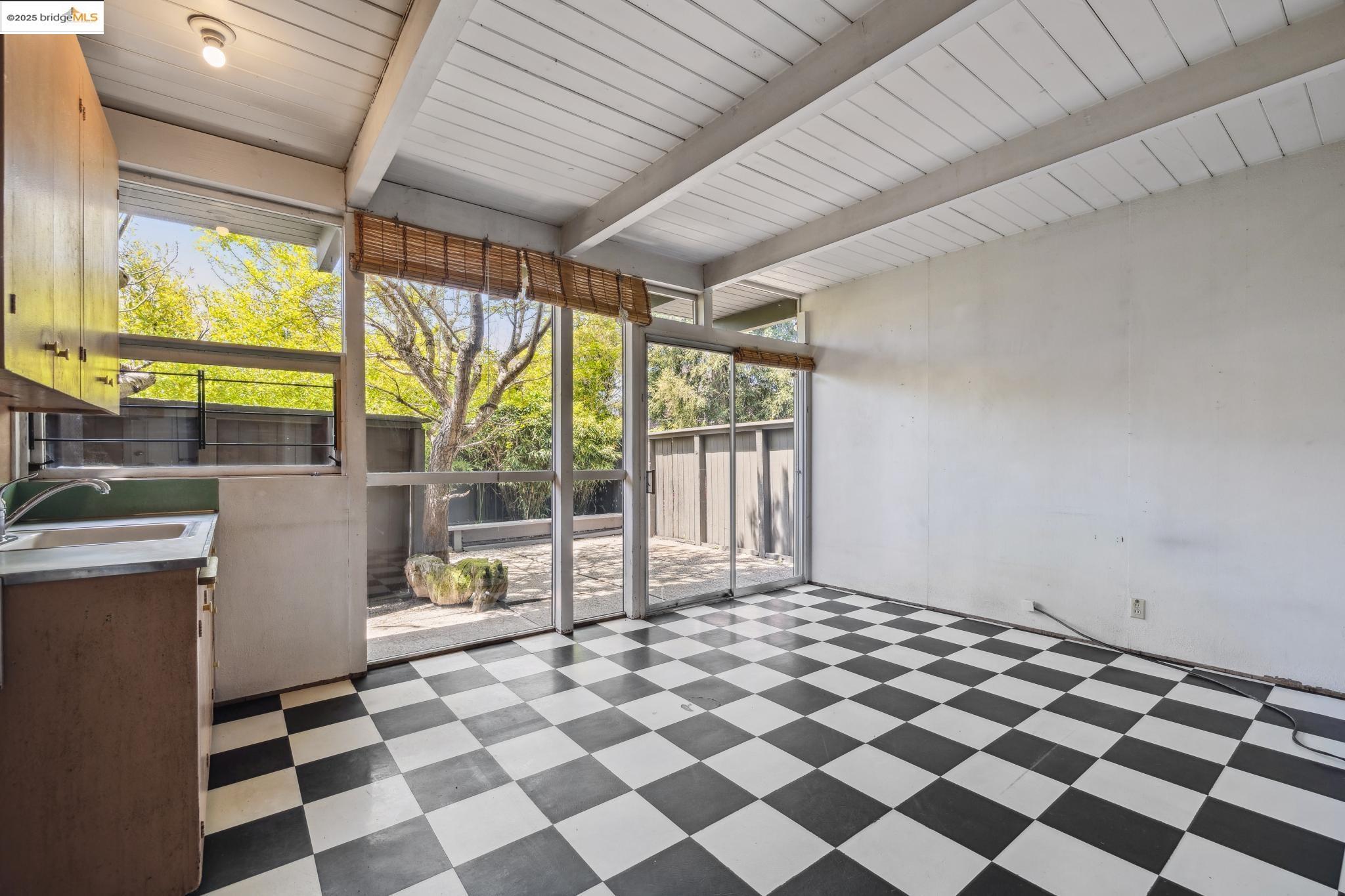 Detail Gallery Image 24 of 42 For 2340 Grant, Berkeley,  CA 94703 - – Beds | – Baths