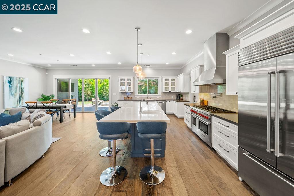 Detail Gallery Image 7 of 39 For 100 Alderwood Rd, Walnut Creek,  CA 94598 - 5 Beds | 3 Baths