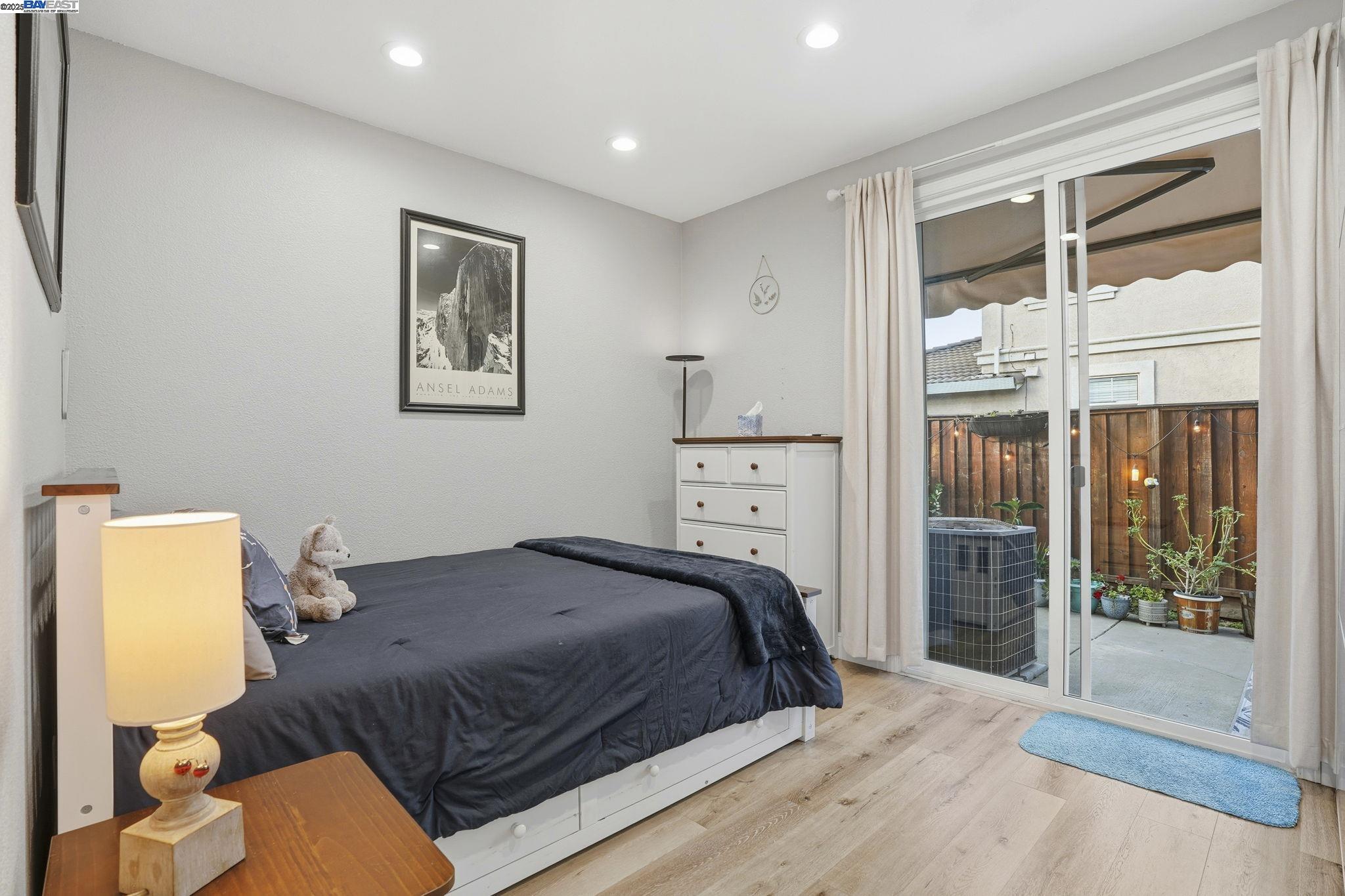 Detail Gallery Image 18 of 44 For 1622 Altamont Cir, Livermore,  CA 94551 - 5 Beds | 3 Baths