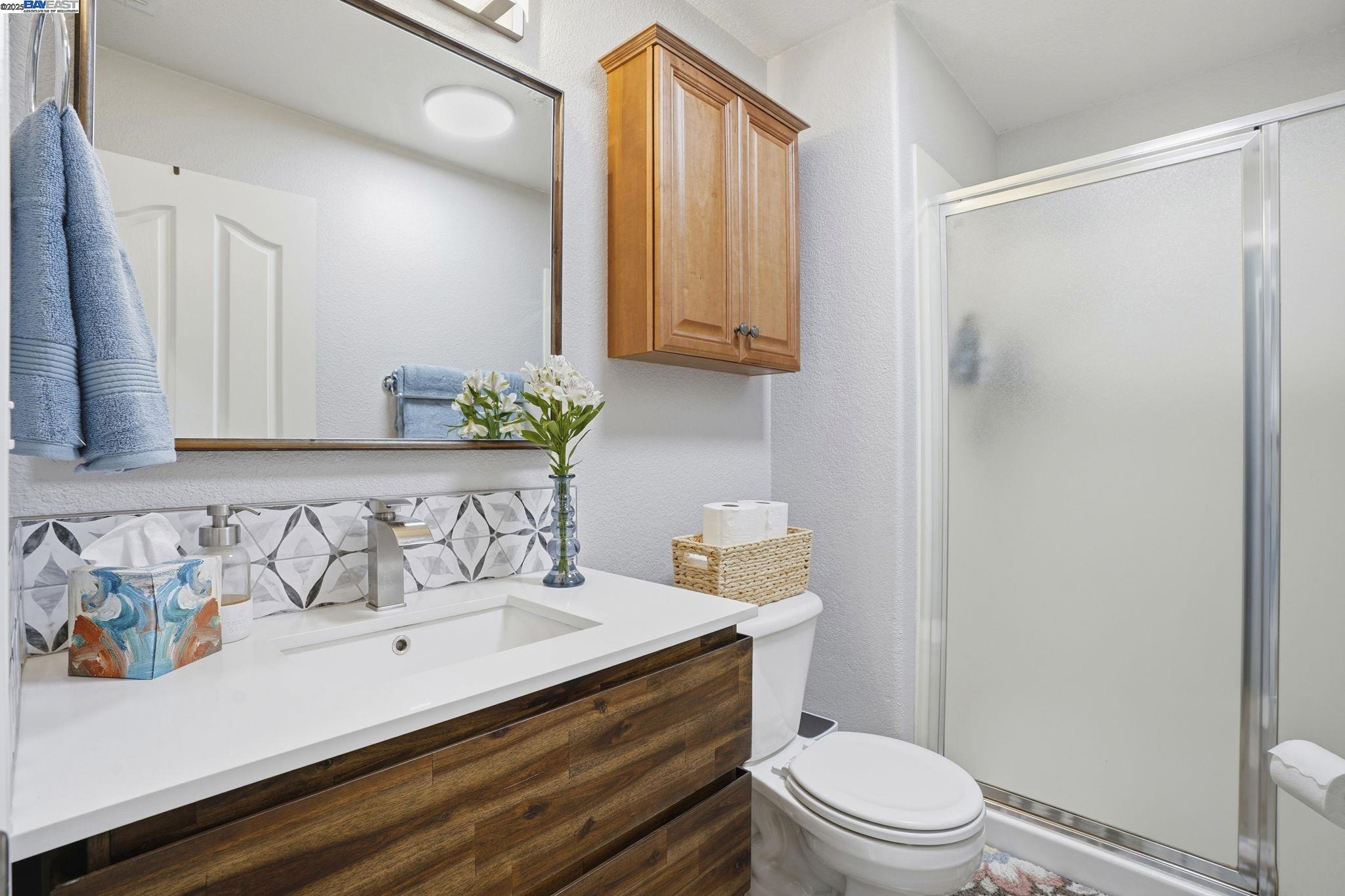 Detail Gallery Image 23 of 44 For 1622 Altamont Cir, Livermore,  CA 94551 - 5 Beds | 3 Baths