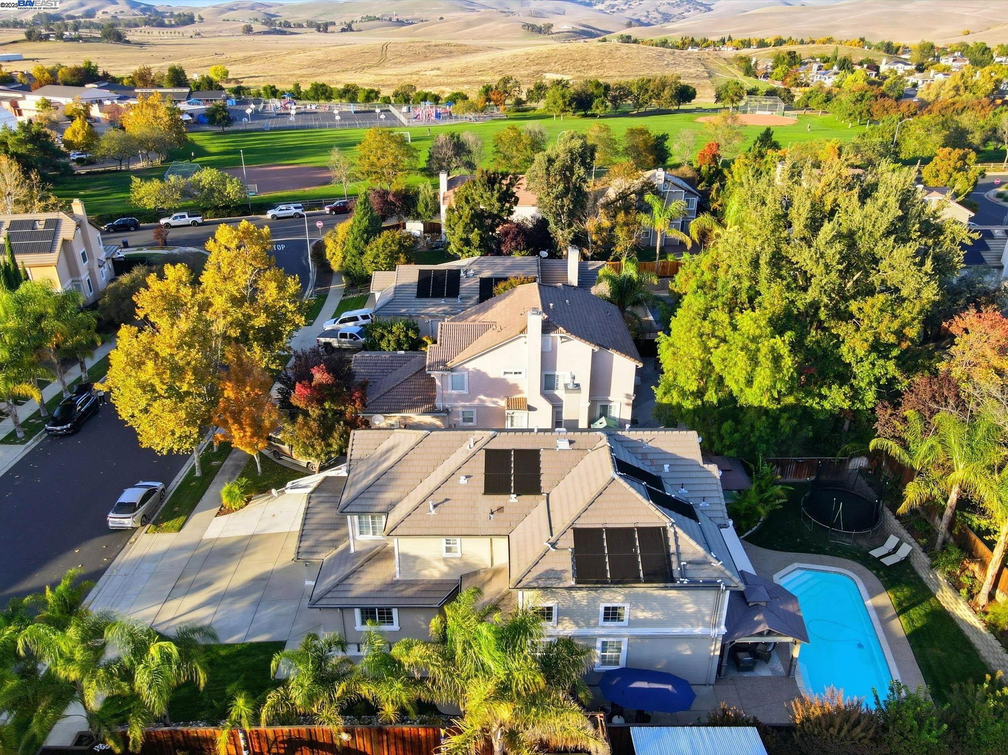 Detail Gallery Image 42 of 44 For 1622 Altamont Cir, Livermore,  CA 94551 - 5 Beds | 3 Baths