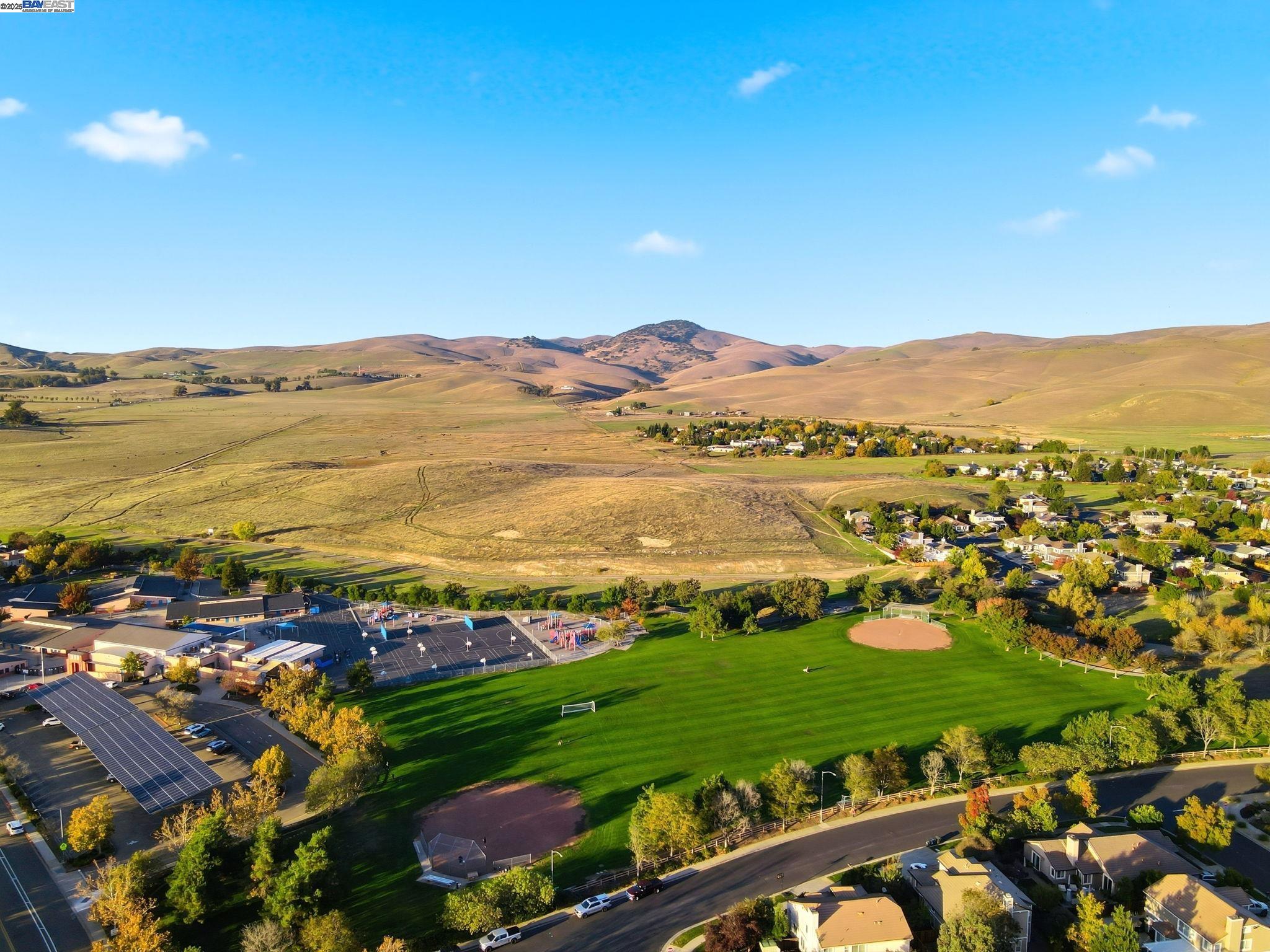 Detail Gallery Image 44 of 44 For 1622 Altamont Cir, Livermore,  CA 94551 - 5 Beds | 3 Baths