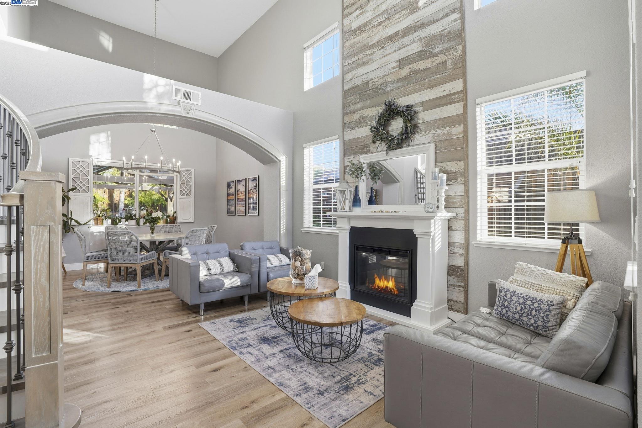 Detail Gallery Image 6 of 44 For 1622 Altamont Cir, Livermore,  CA 94551 - 5 Beds | 3 Baths