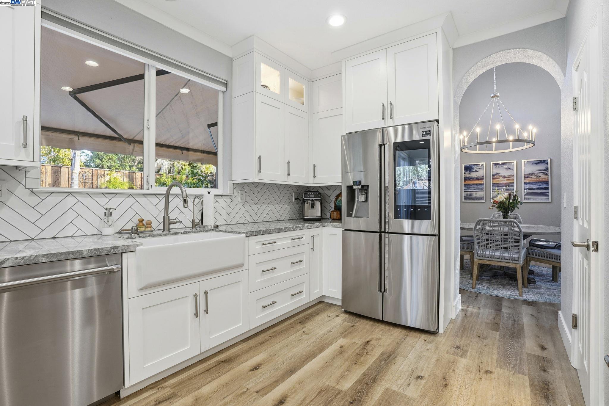 Detail Gallery Image 9 of 44 For 1622 Altamont Cir, Livermore,  CA 94551 - 5 Beds | 3 Baths